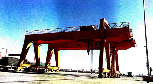 Shield tunneling gantry crane